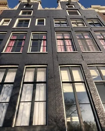 Stylish Studio On Historic Canal Apartamento *