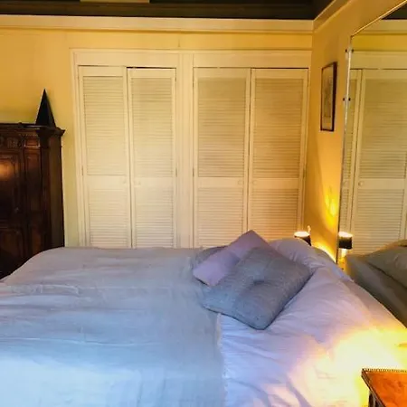Stylish Studio On Historic Canal * Амстердам
